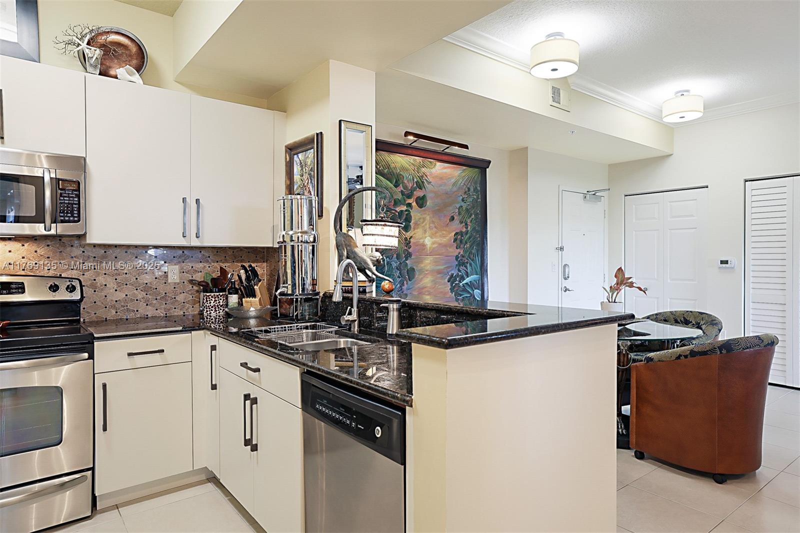 RESIDENCES AT MIDTOWN CON - Residential