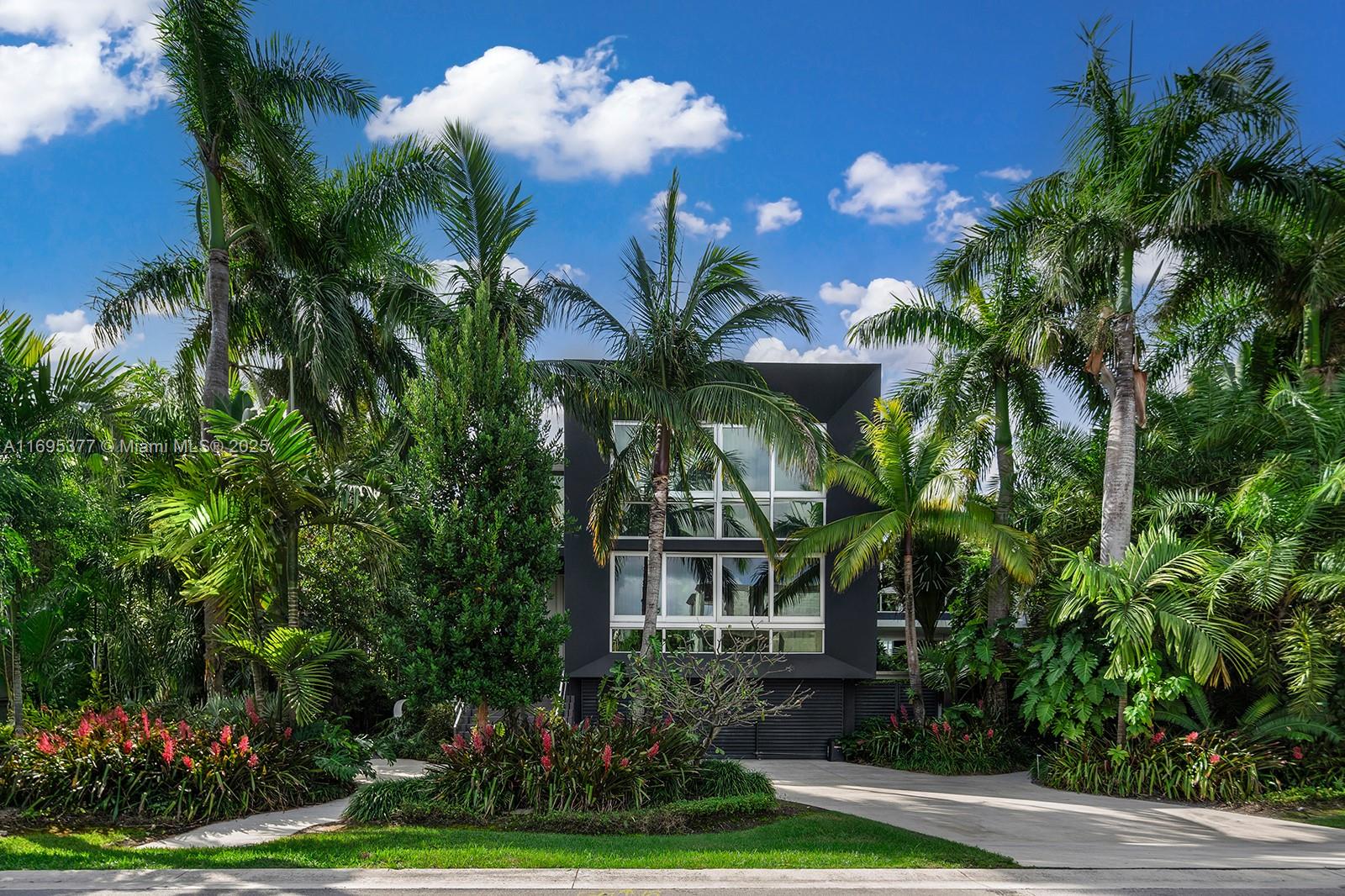 HIBISCUS ISLAND - Residential
