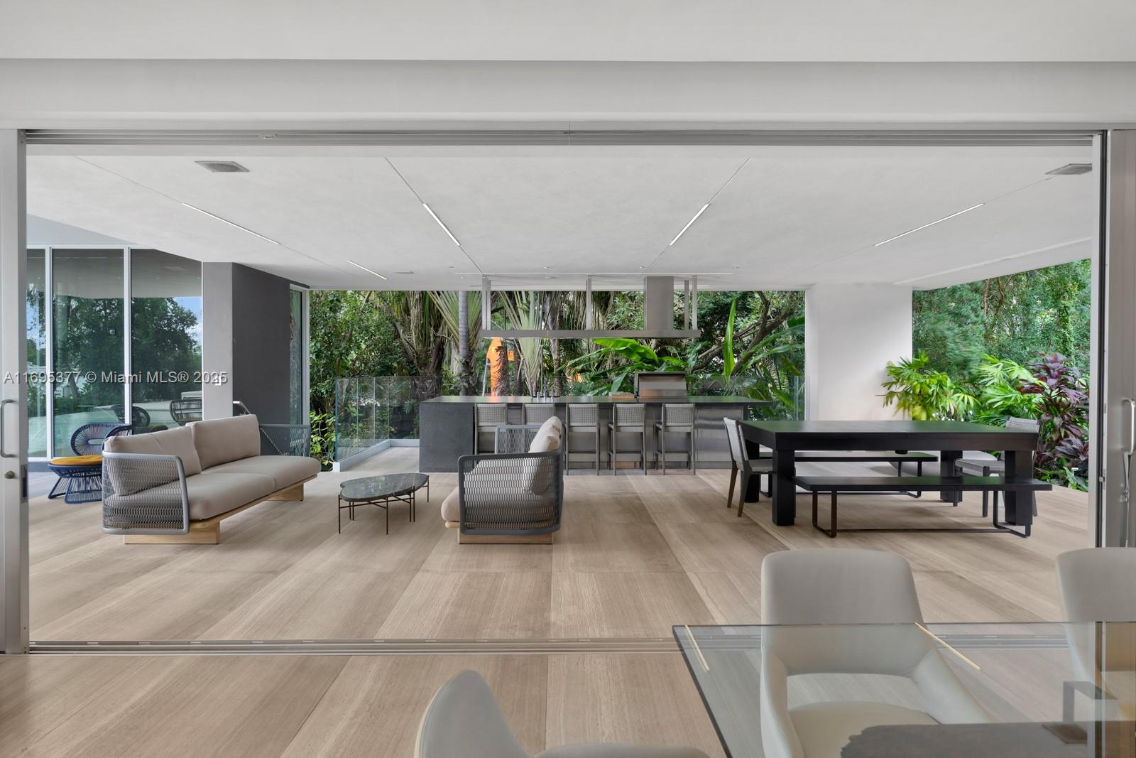 HIBISCUS ISLAND - Residential