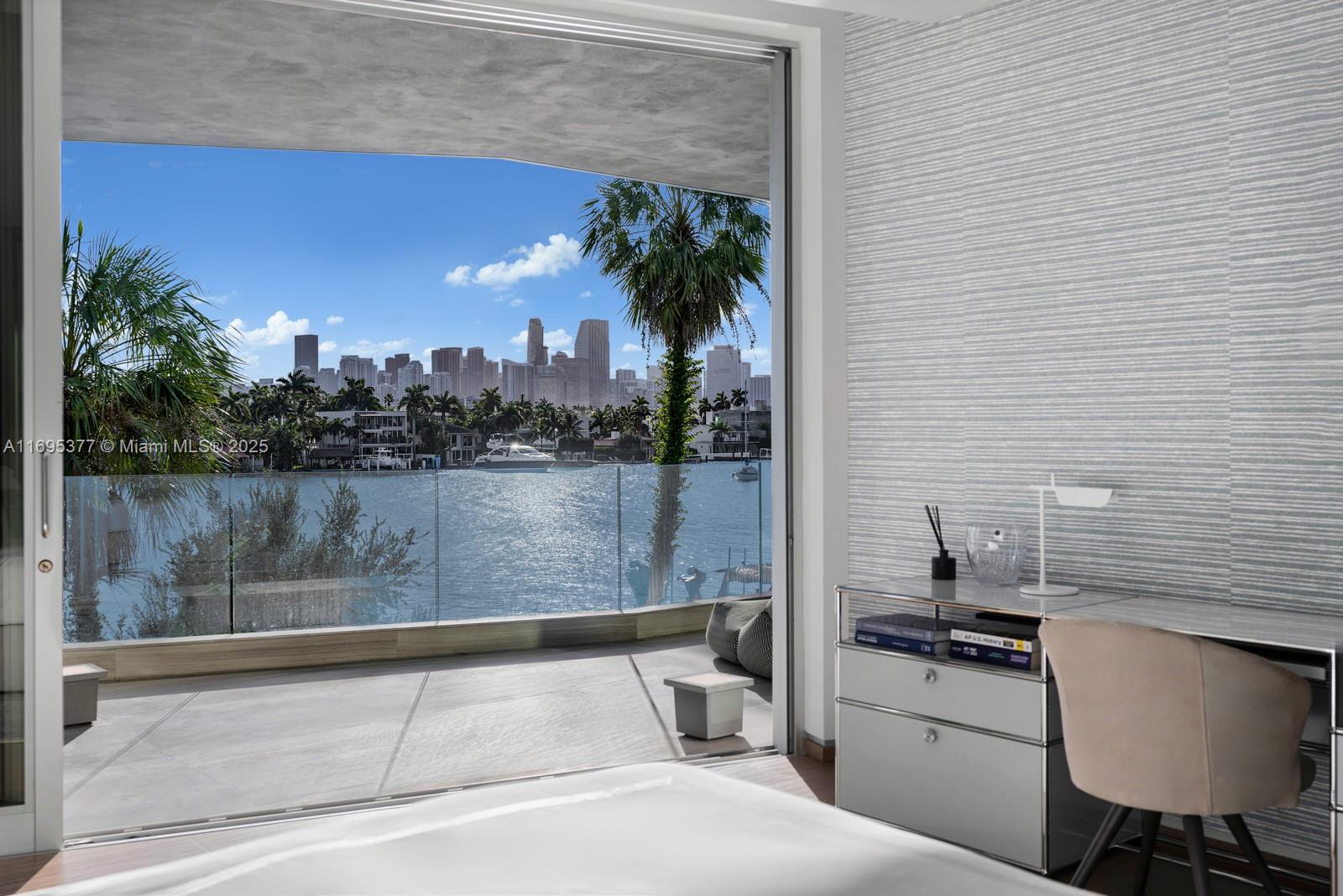 HIBISCUS ISLAND - Residential
