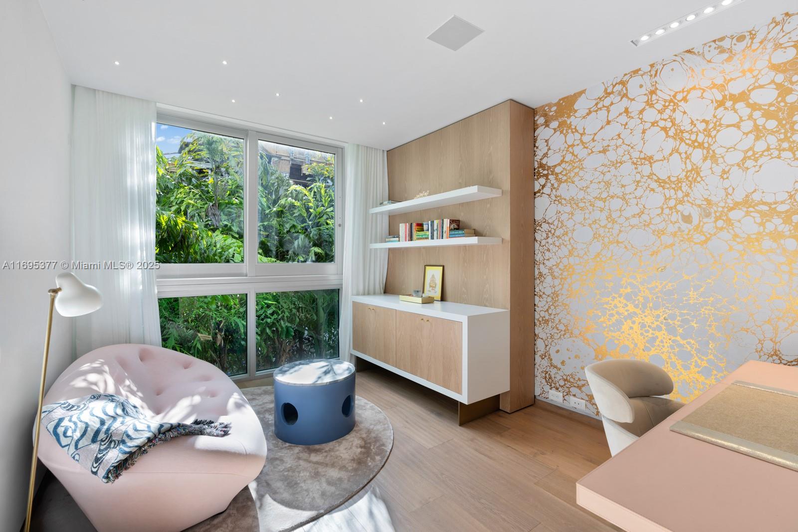 HIBISCUS ISLAND - Residential