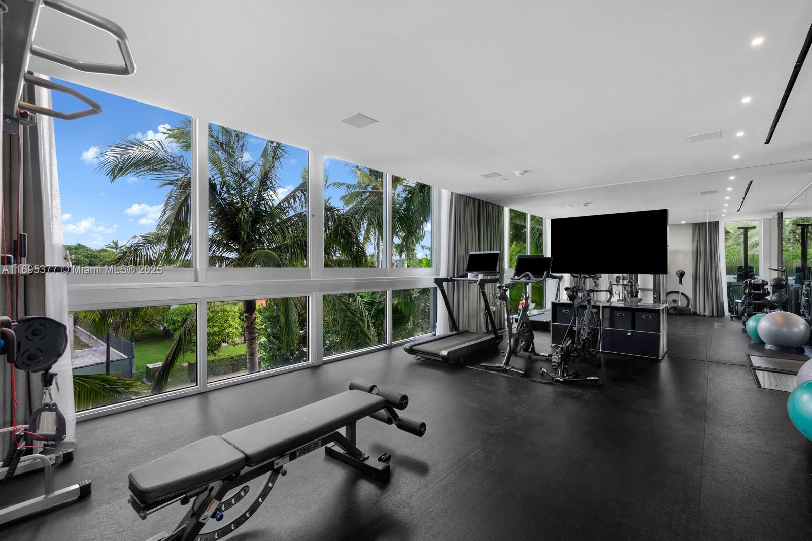 HIBISCUS ISLAND - Residential