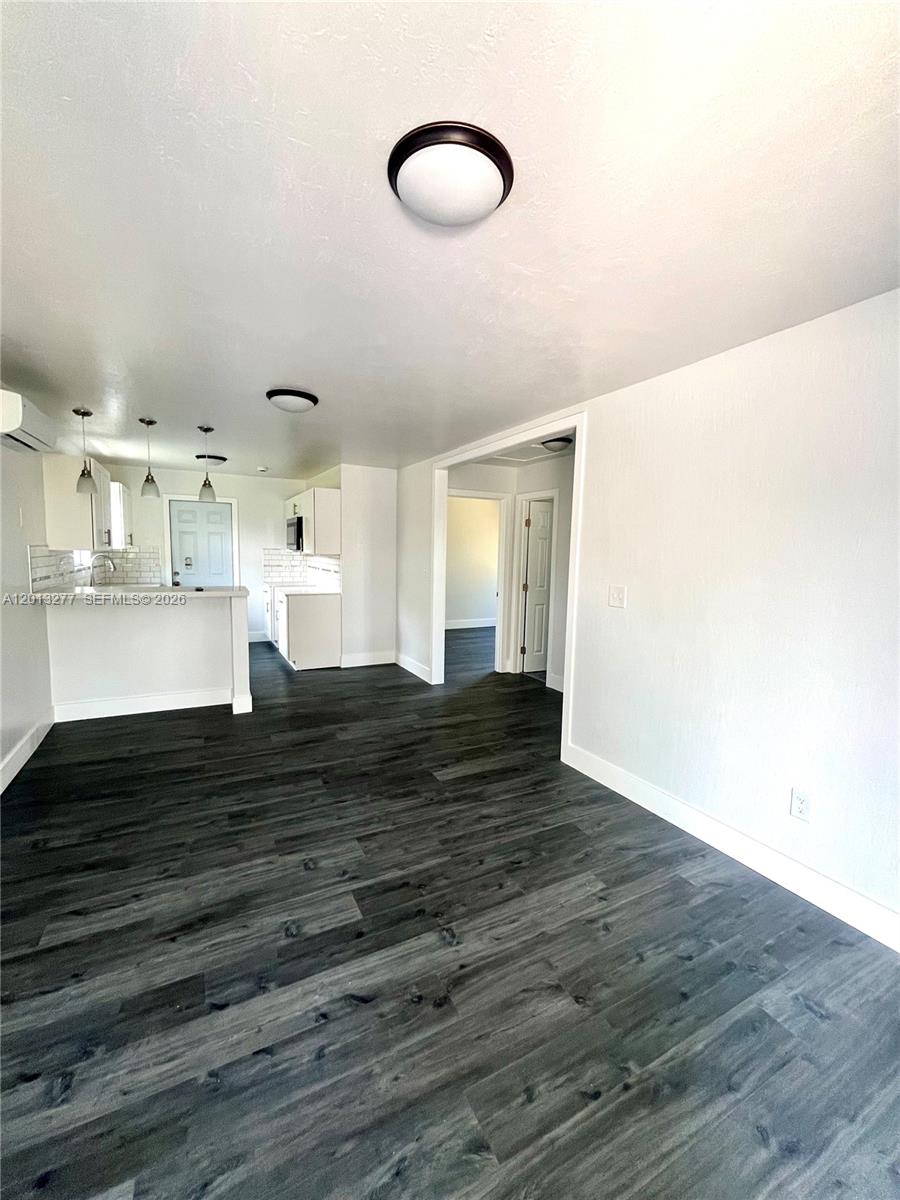 HIGH RIDGE PARK - Residential