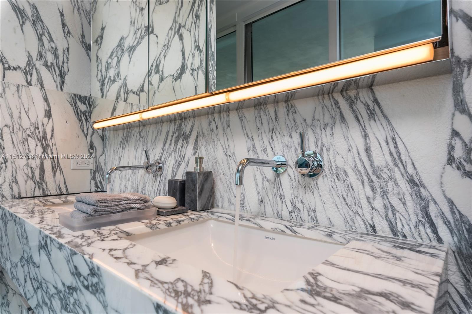 GLASS-SOUTH OF FIFTH - Residential