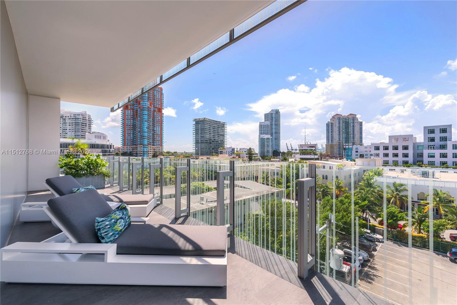 GLASS-SOUTH OF FIFTH - Residential