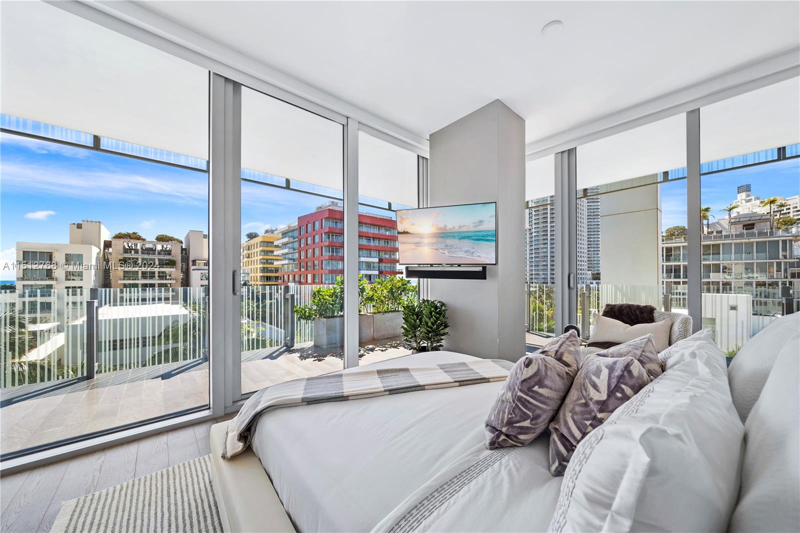 GLASS-SOUTH OF FIFTH - Residential