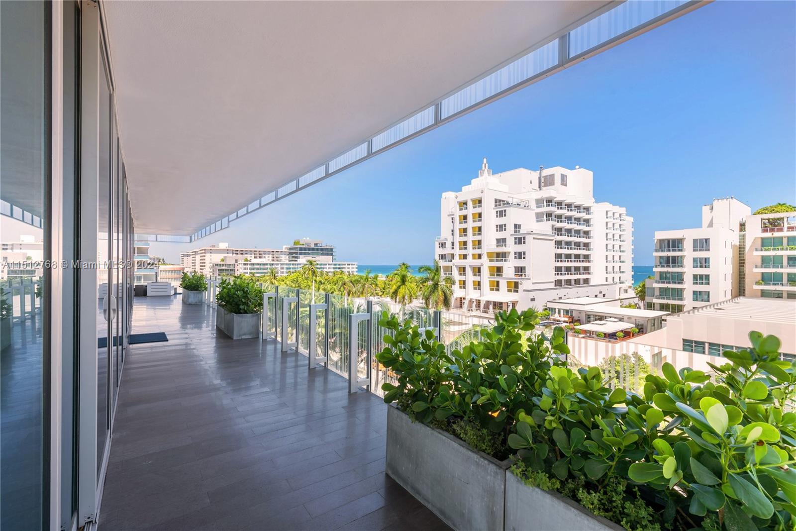 GLASS-SOUTH OF FIFTH - Residential