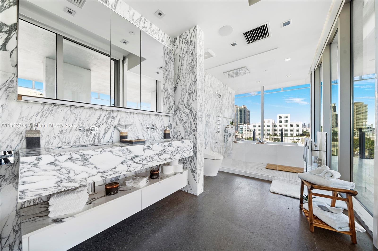 GLASS-SOUTH OF FIFTH - Residential