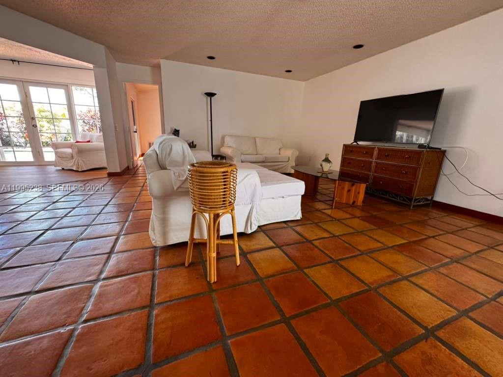 COUNTRY WALK SEC 4 - Residential