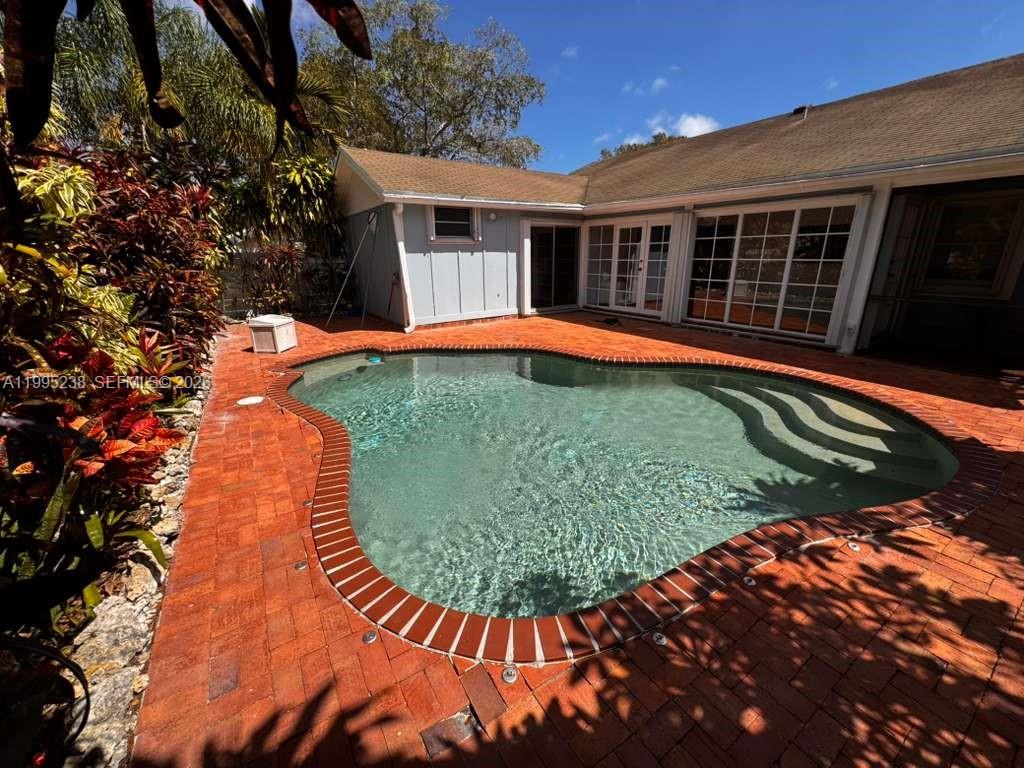 COUNTRY WALK SEC 4 - Residential