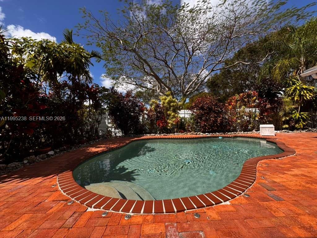 COUNTRY WALK SEC 4 - Residential