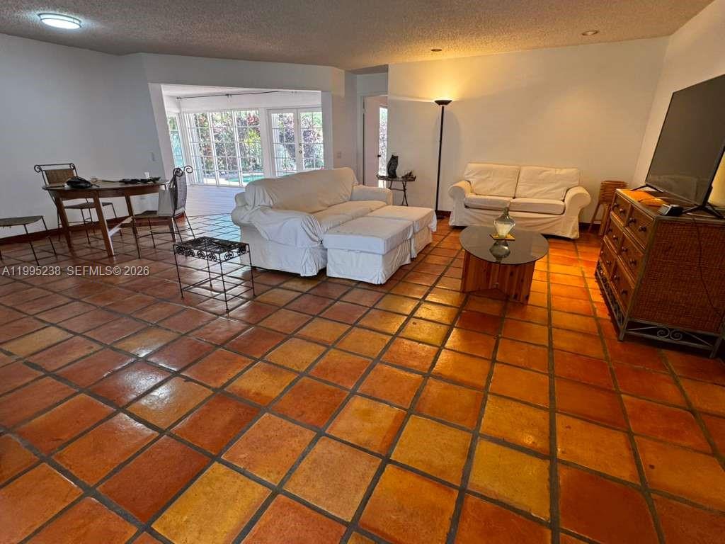 COUNTRY WALK SEC 4 - Residential