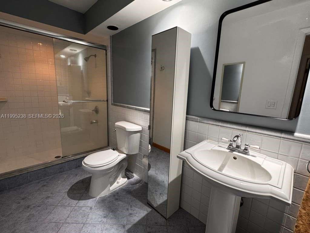 COUNTRY WALK SEC 4 - Residential