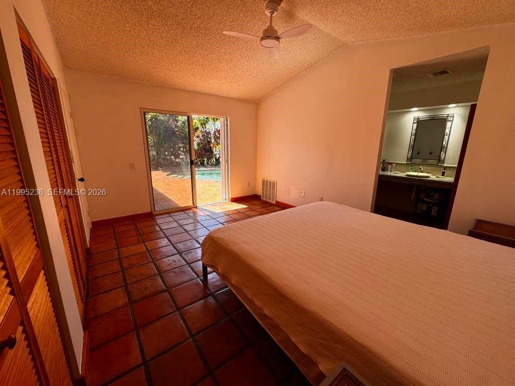 COUNTRY WALK SEC 4 - Residential