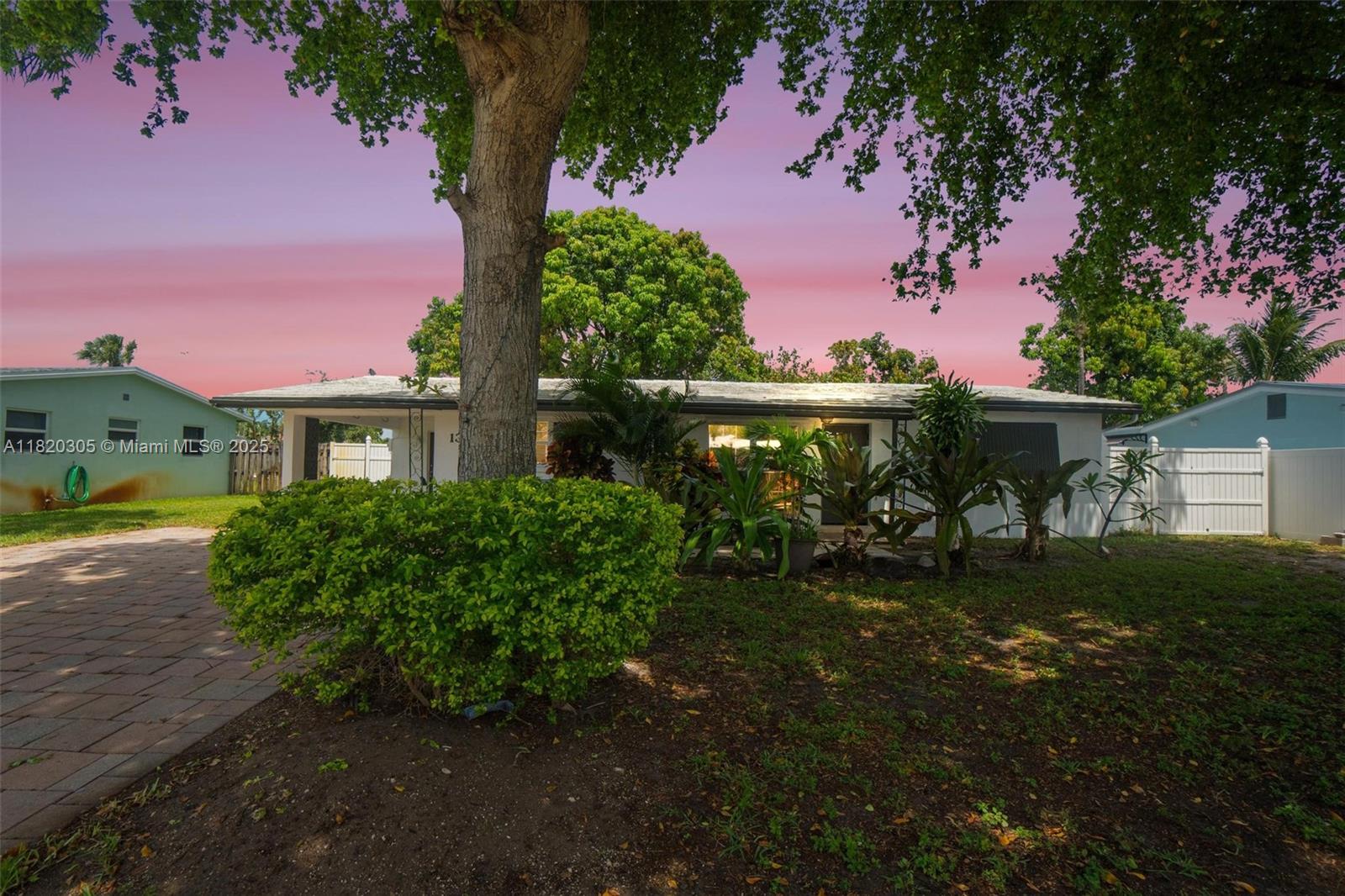 Rental Property at 1312 Se 3rd Ave, Deerfield Beach, Broward County, Florida - Bedrooms: 3 
Bathrooms: 2  - $3,500 MO.