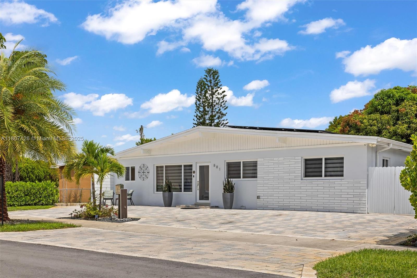 881 NW 177th Ter