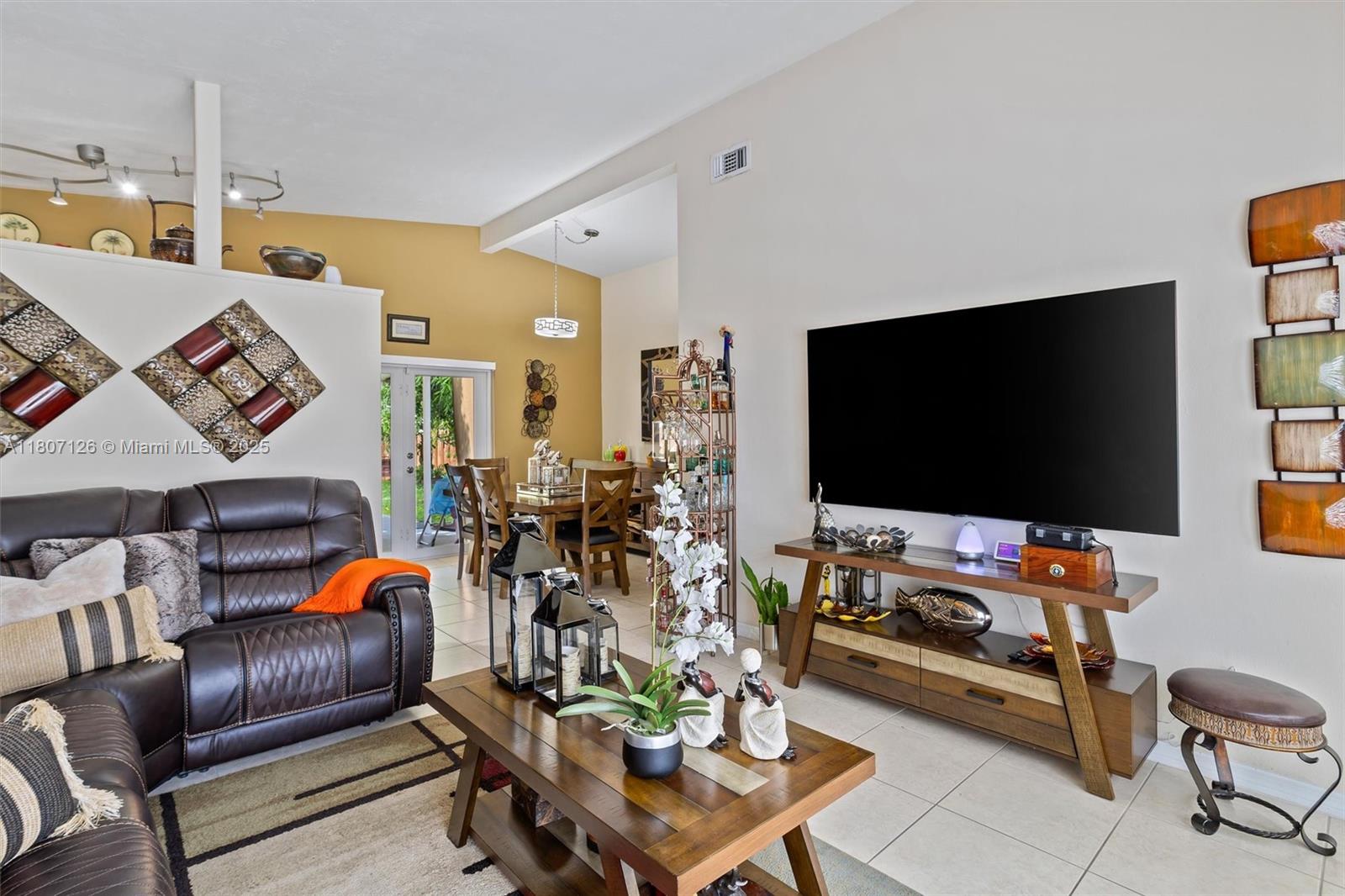 SCOTT LAKE MANOR SEC 2 - Residential