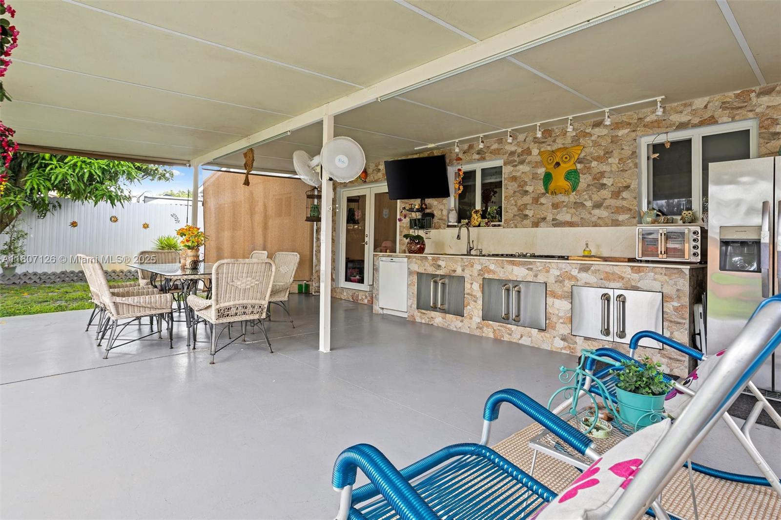 SCOTT LAKE MANOR SEC 2 - Residential