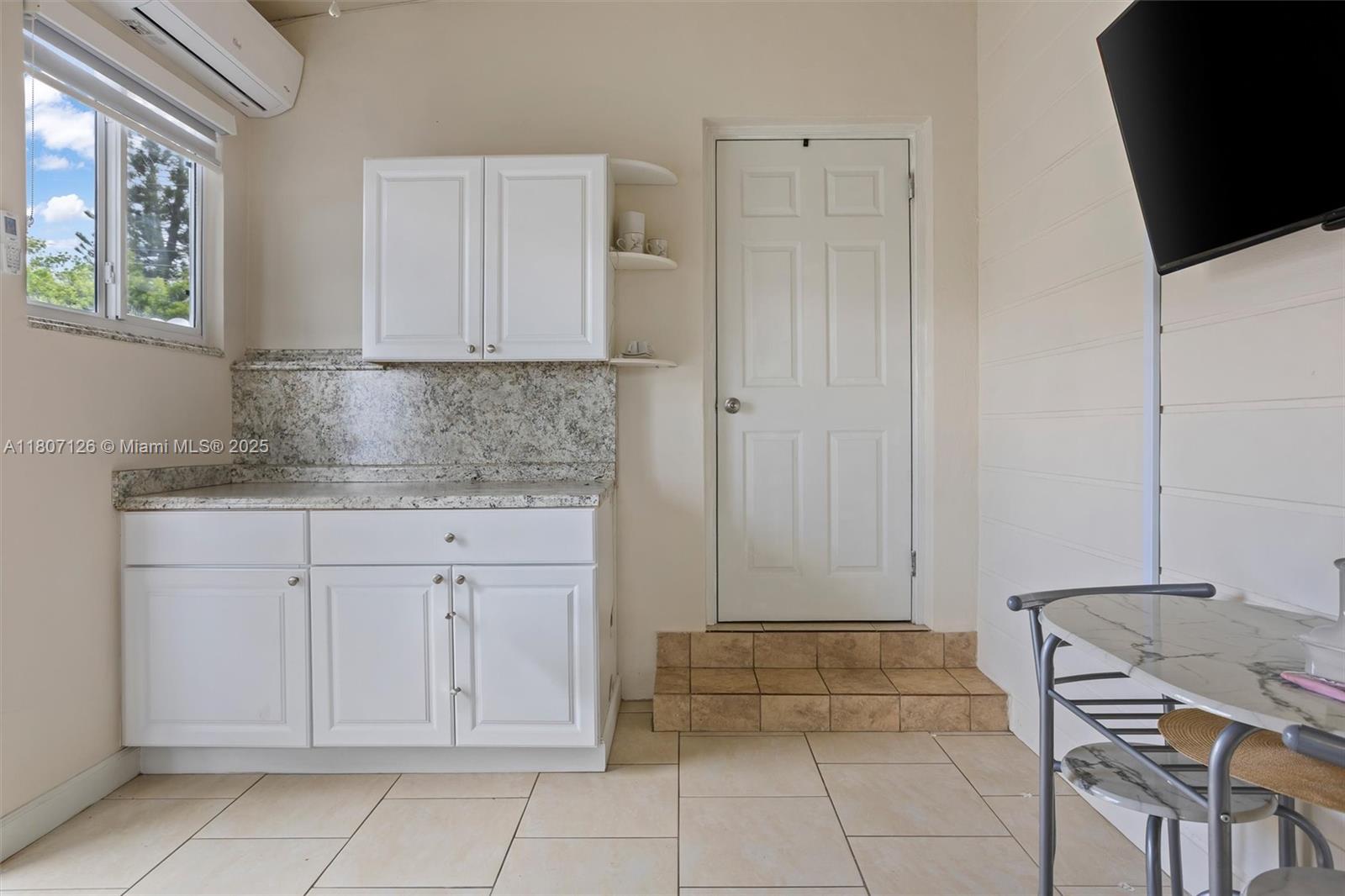 SCOTT LAKE MANOR SEC 2 - Residential