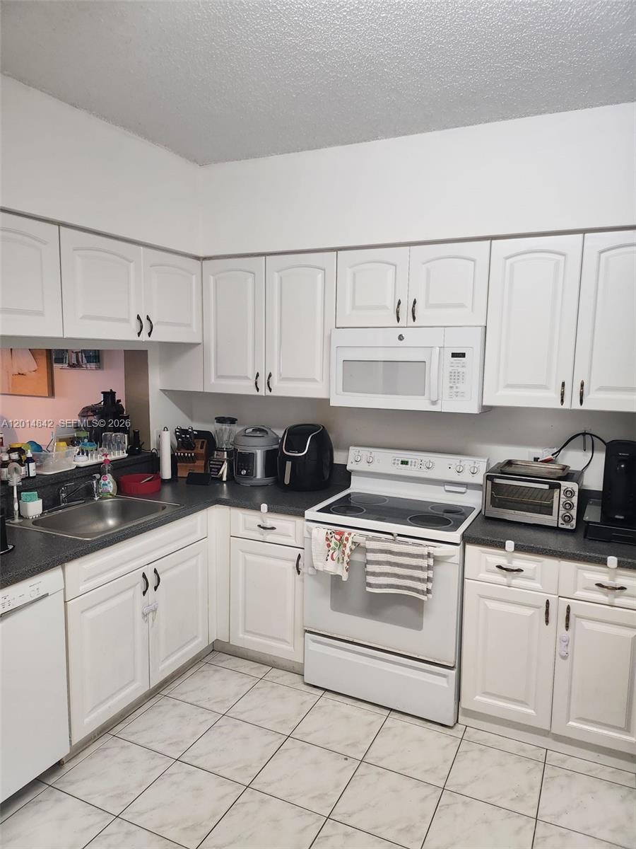 Fiesta - Residential Lease