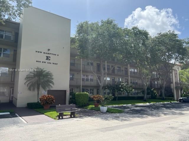 NEW HAMPTON AT CENTURY VI - Residential Lease