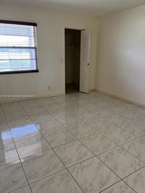 NEW HAMPTON AT CENTURY VI - Residential Lease