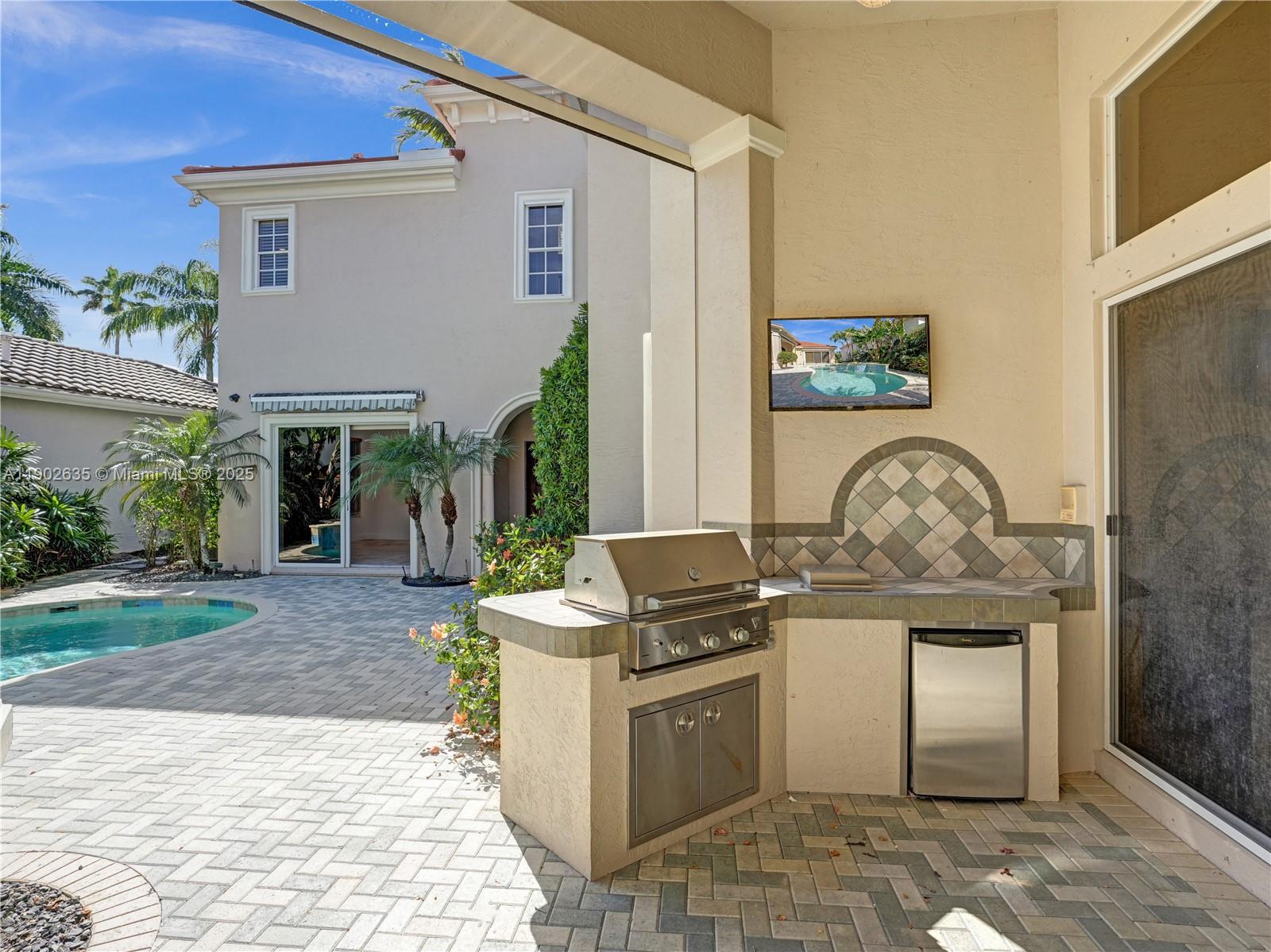 BRISTOL POINTE - Residential Lease