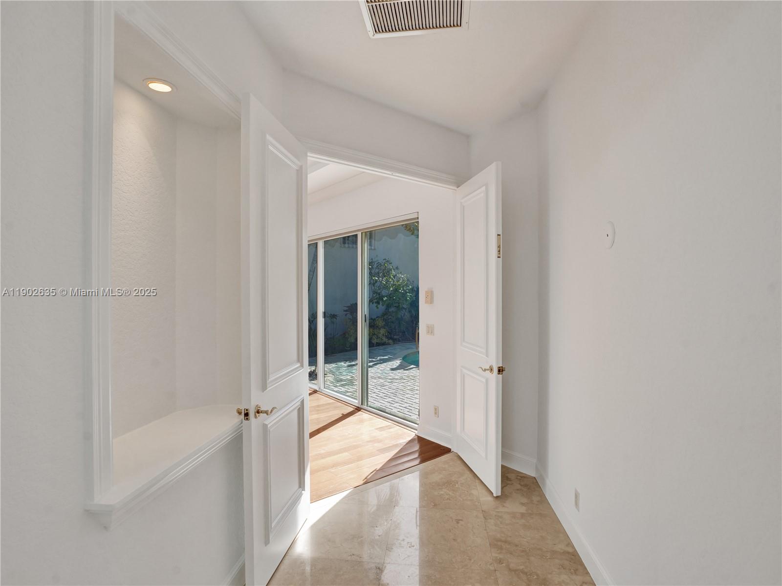 BRISTOL POINTE - Residential Lease