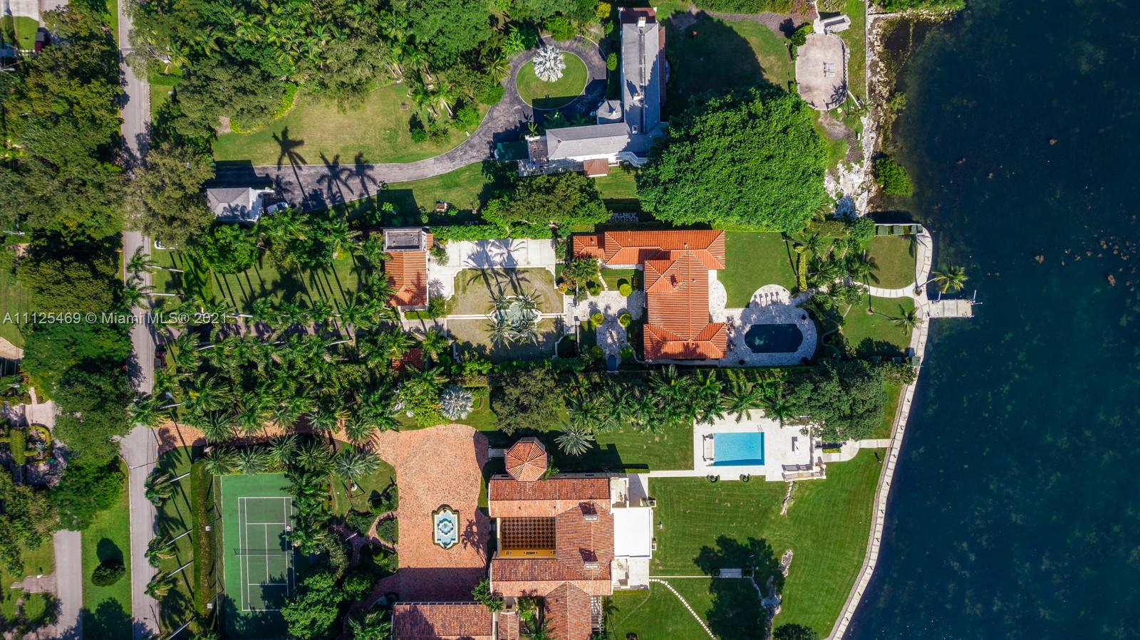 BRICKELLS FLAGLER - Residential