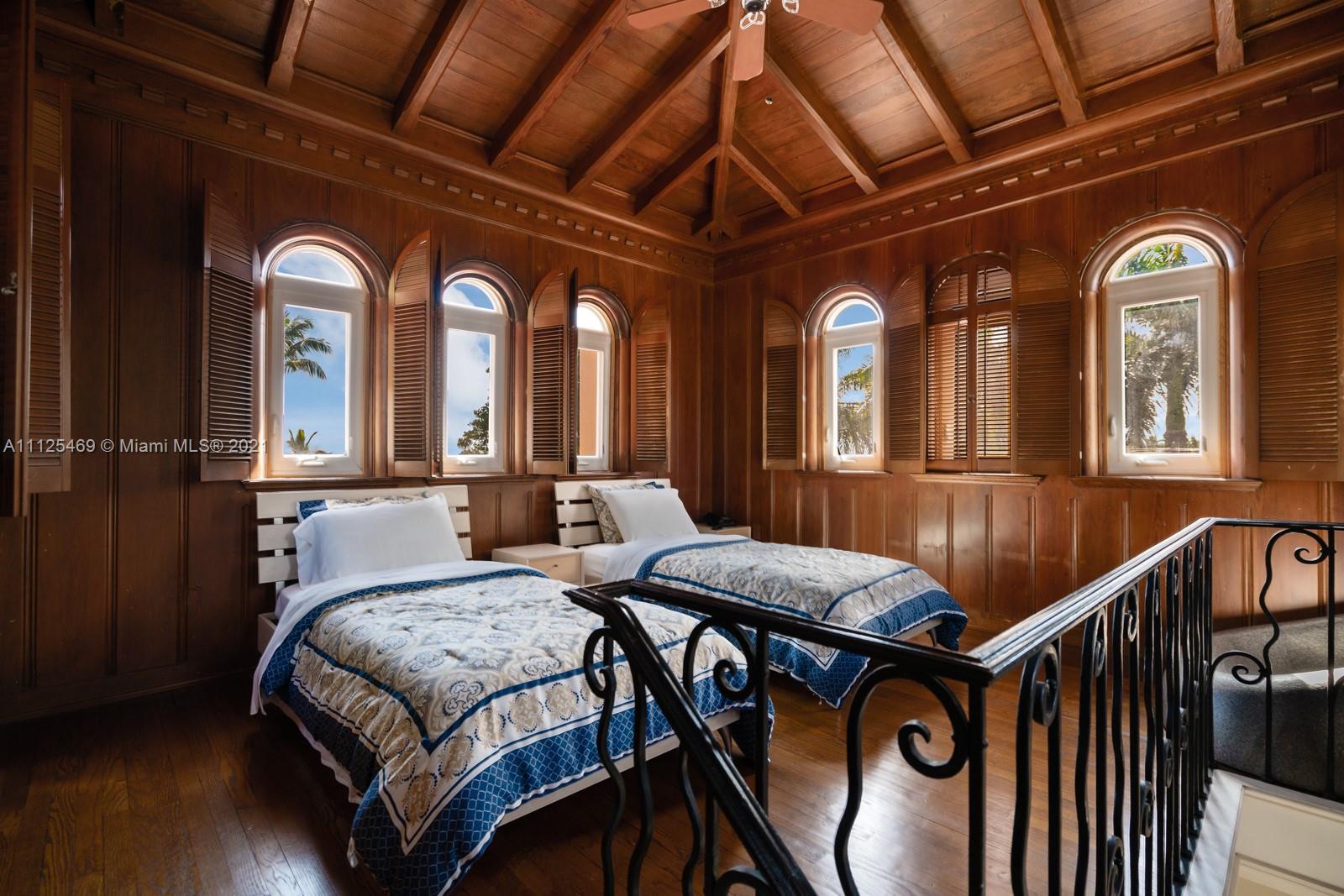 BRICKELLS FLAGLER - Residential