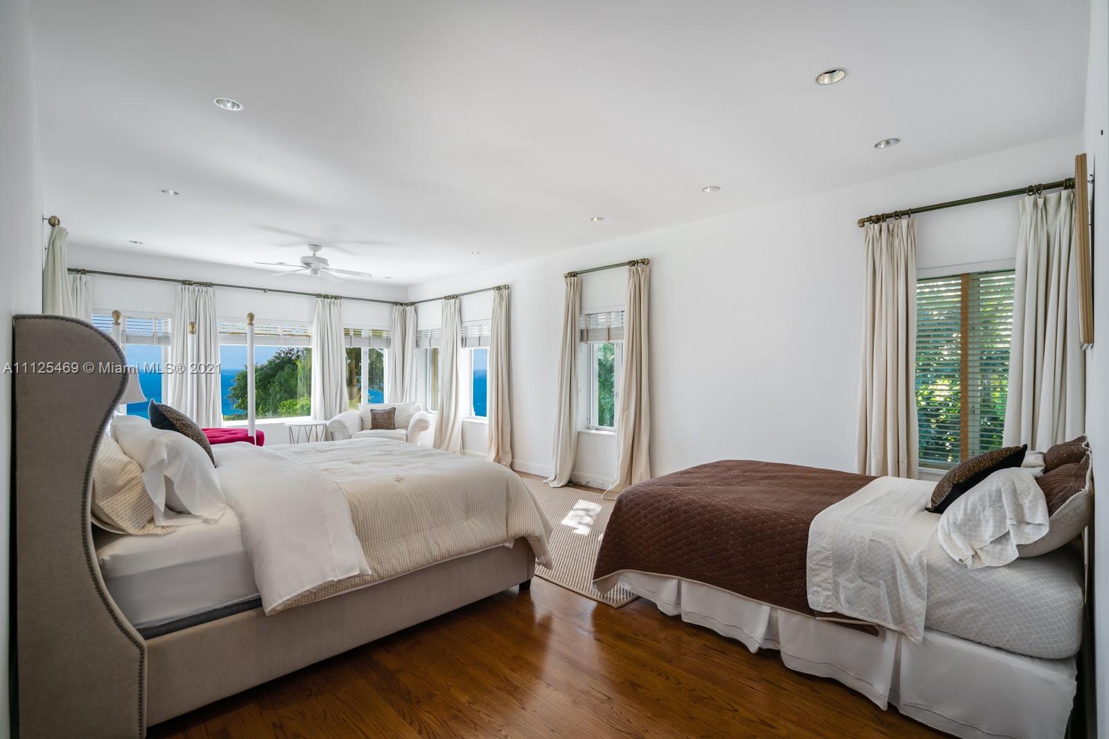 BRICKELLS FLAGLER - Residential