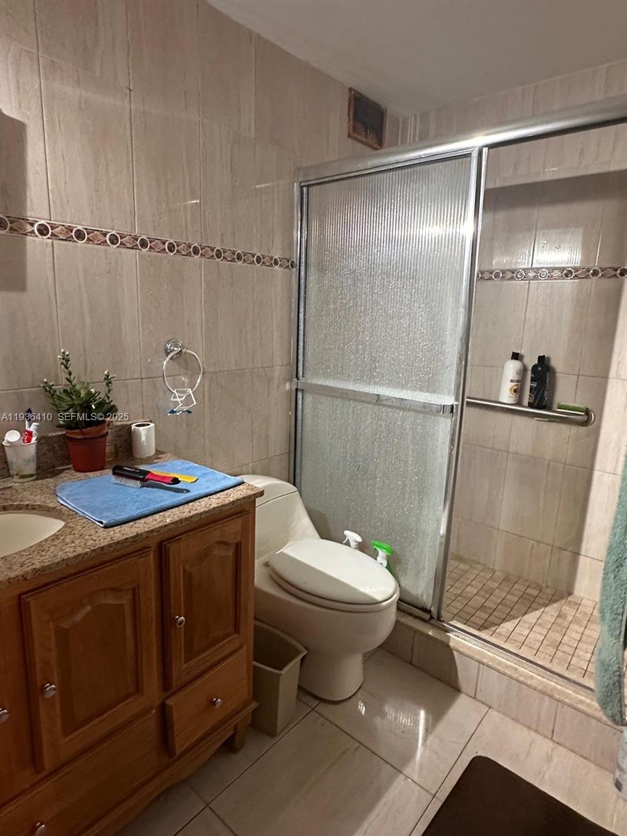 AVILA CONDO - Residential