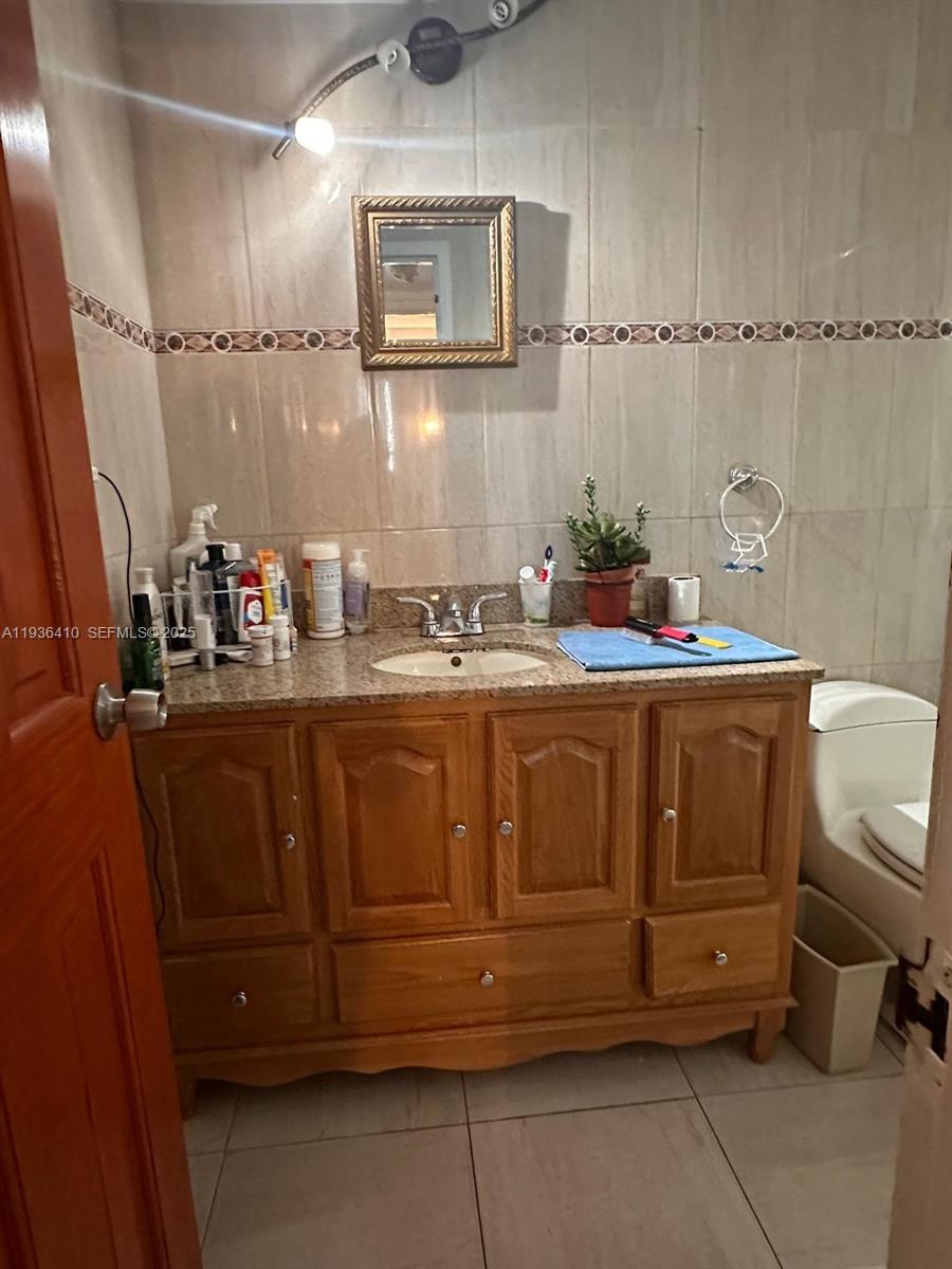 AVILA CONDO - Residential