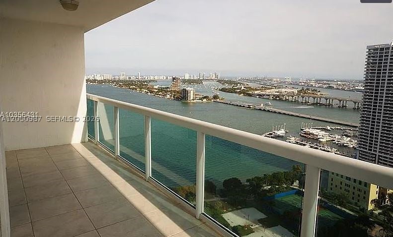 1800 N Bayshore Dr 3014