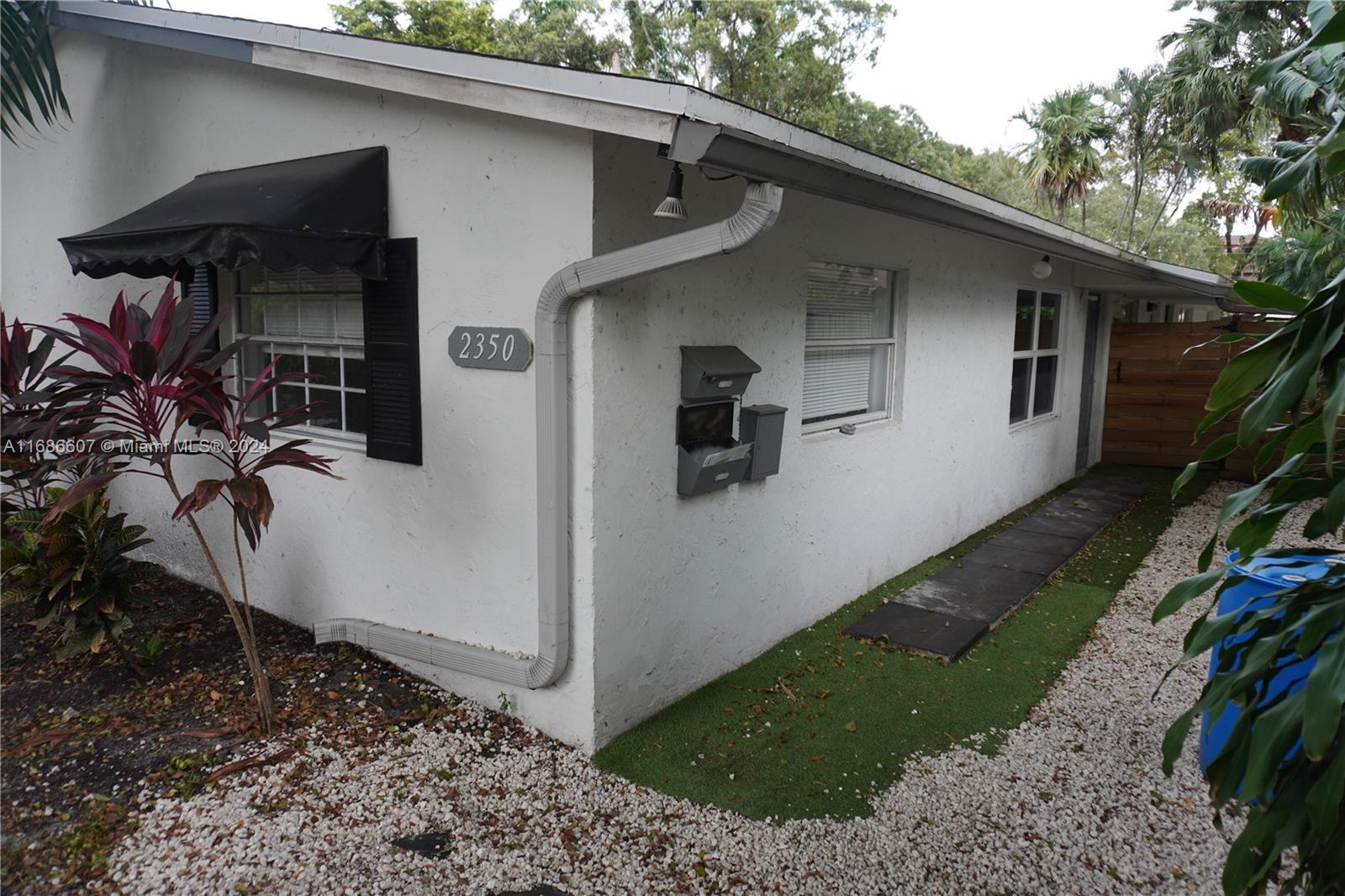 2350 SW 18th Ter