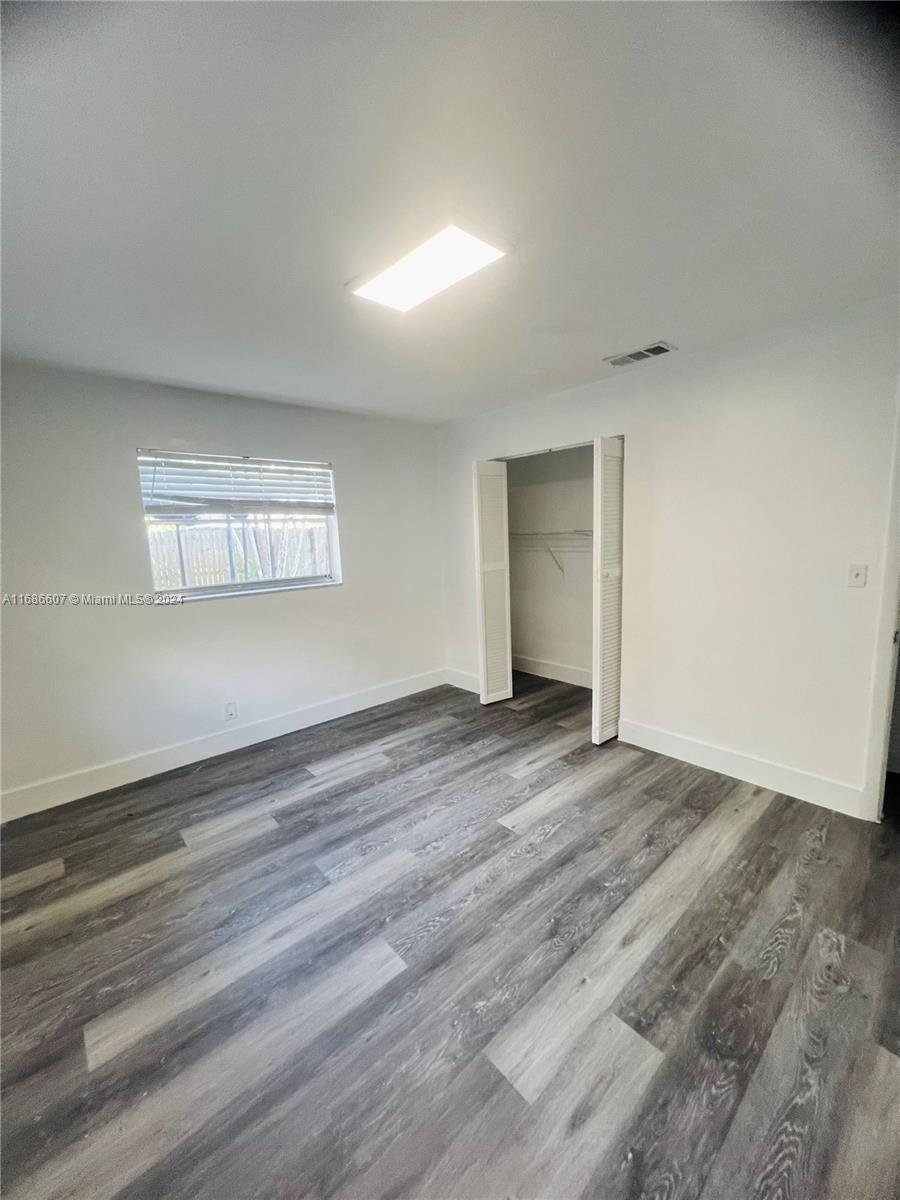 OSCEOLA PARK - Residential Income