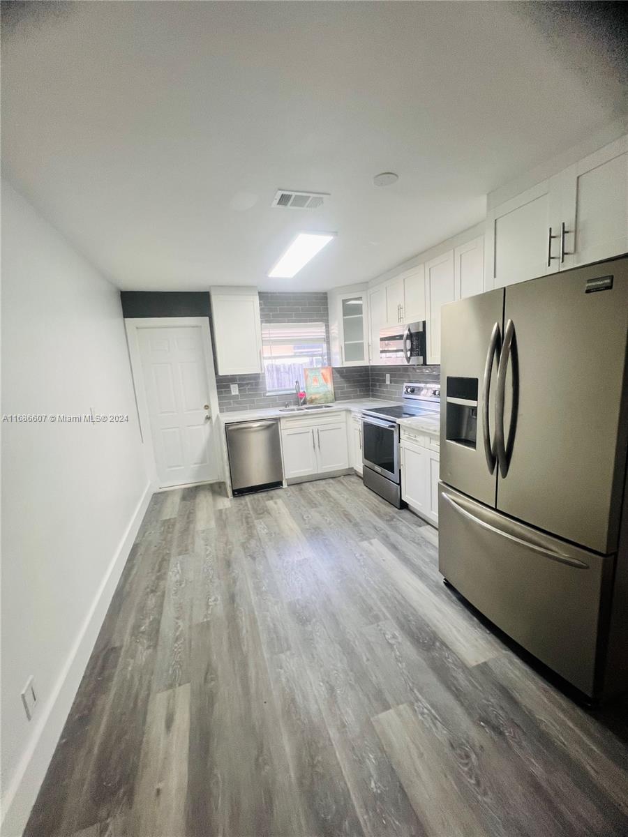 OSCEOLA PARK - Residential Income
