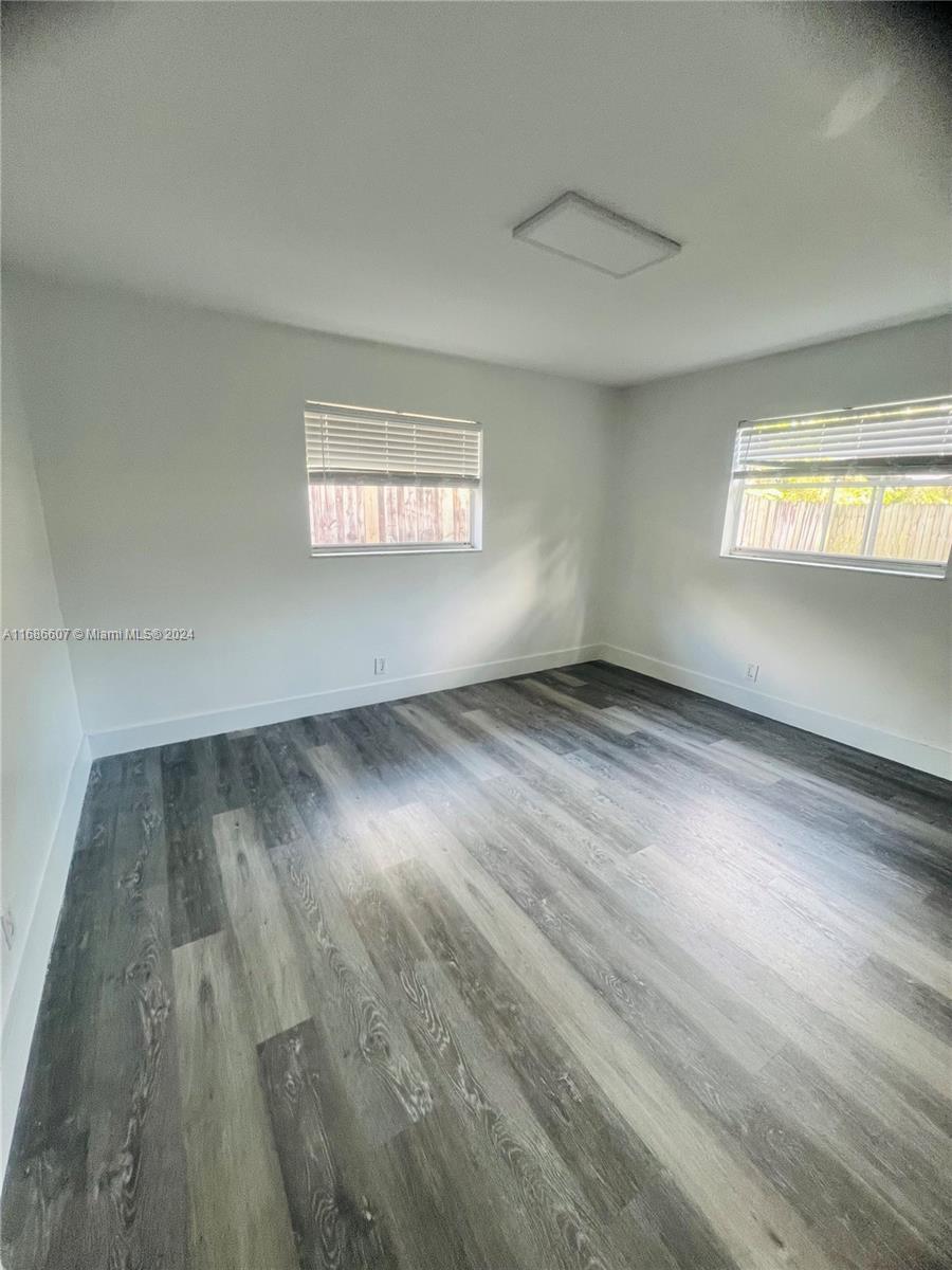 OSCEOLA PARK - Residential Income