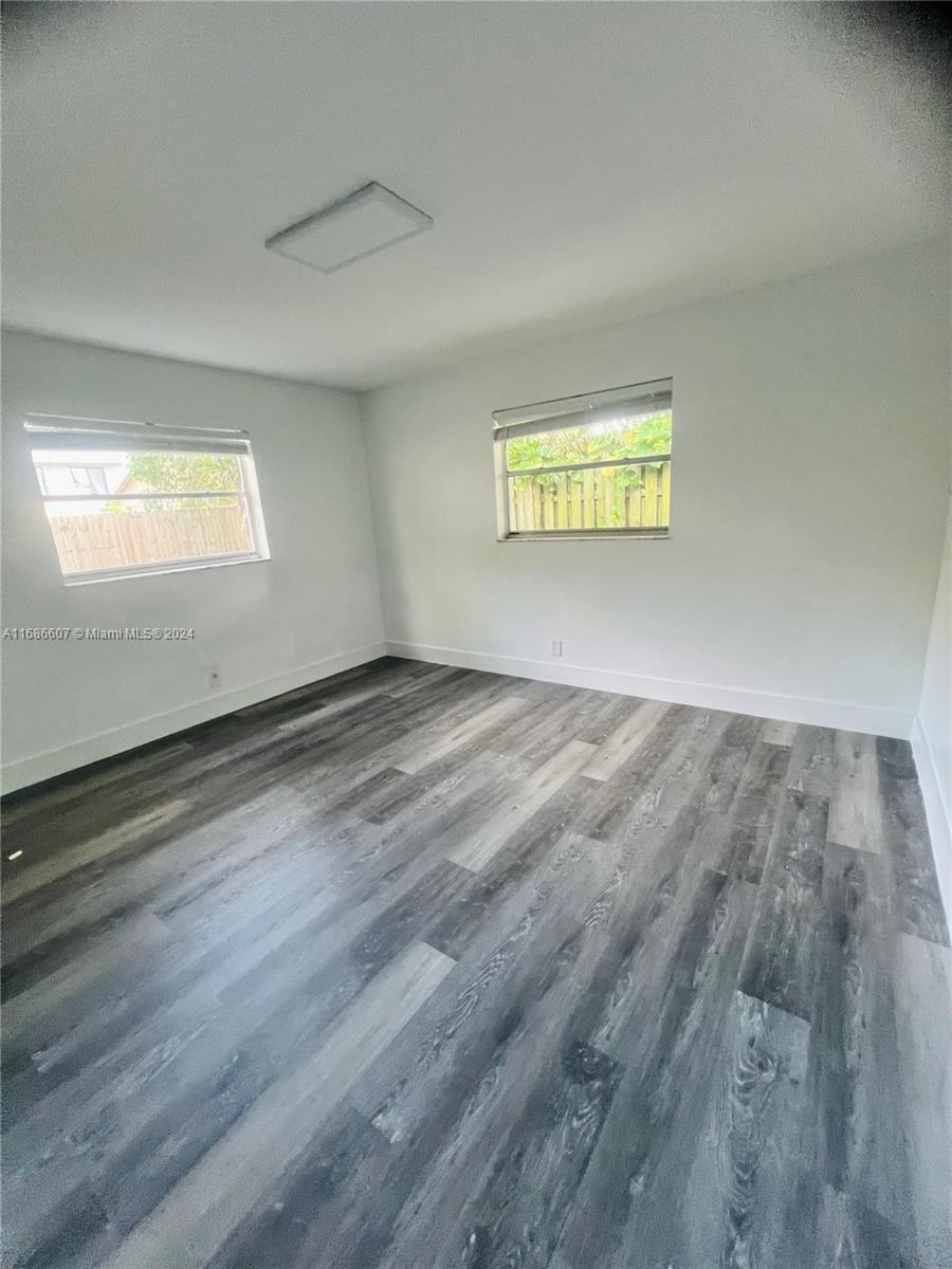 OSCEOLA PARK - Residential Income