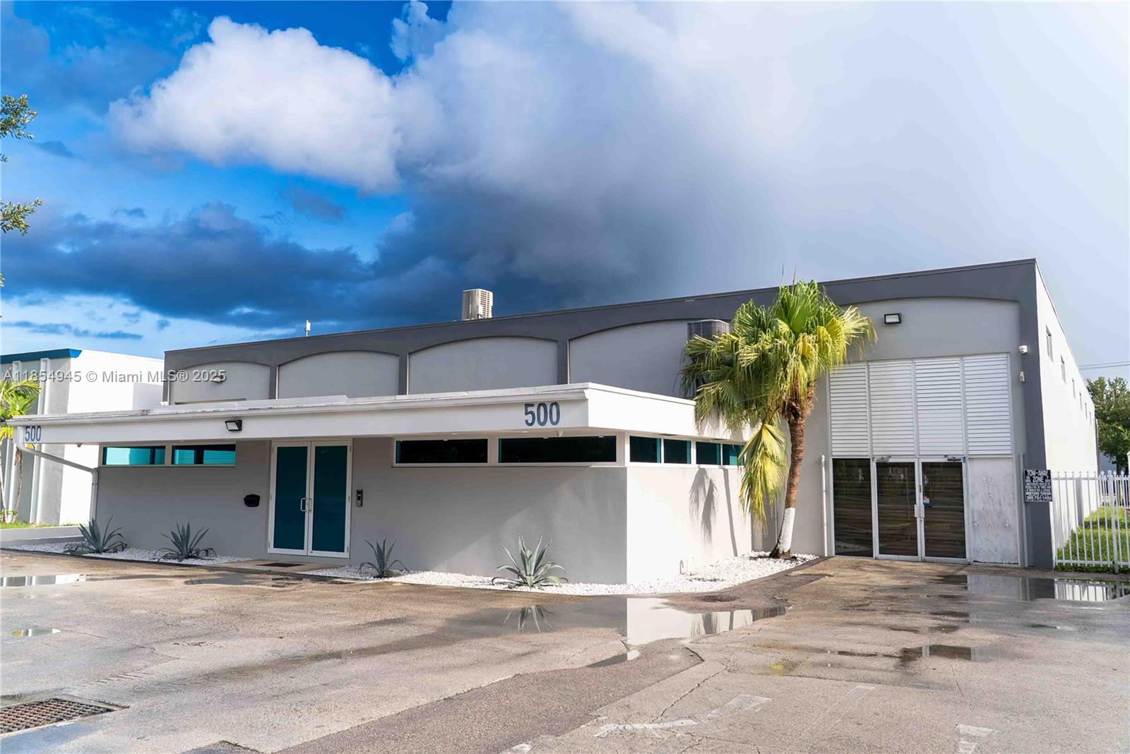 500 W 84th St