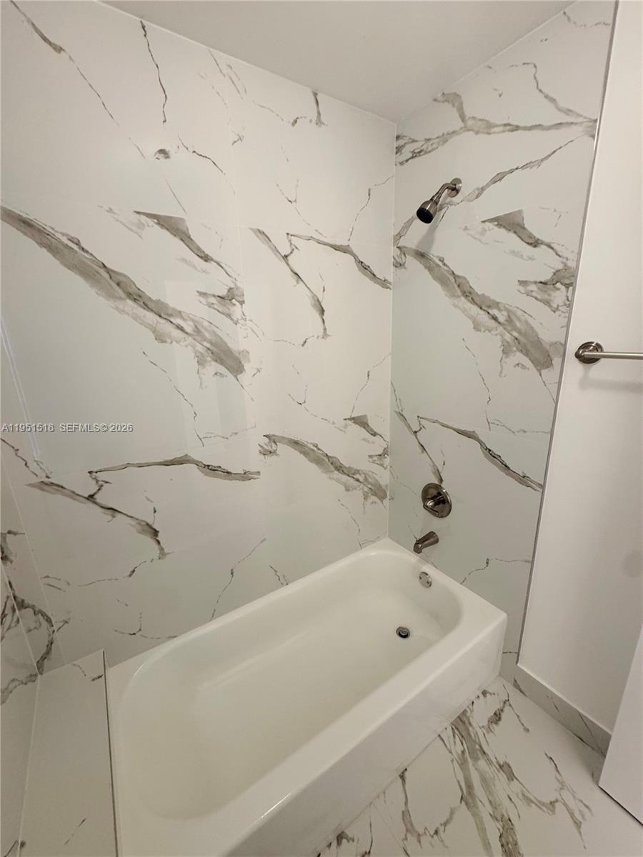 PANACHE SEC 3 - Residential