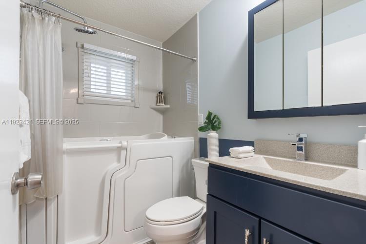 OAKLAND PARK SECOND ADD - Residential