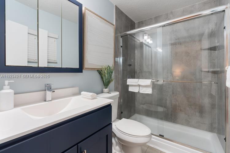 OAKLAND PARK SECOND ADD - Residential