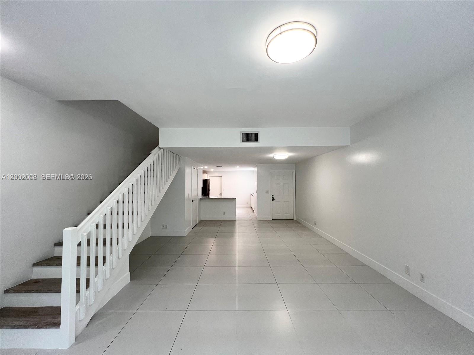 SECTORS 3 & 4 BOUNDARY PL - Residential Lease