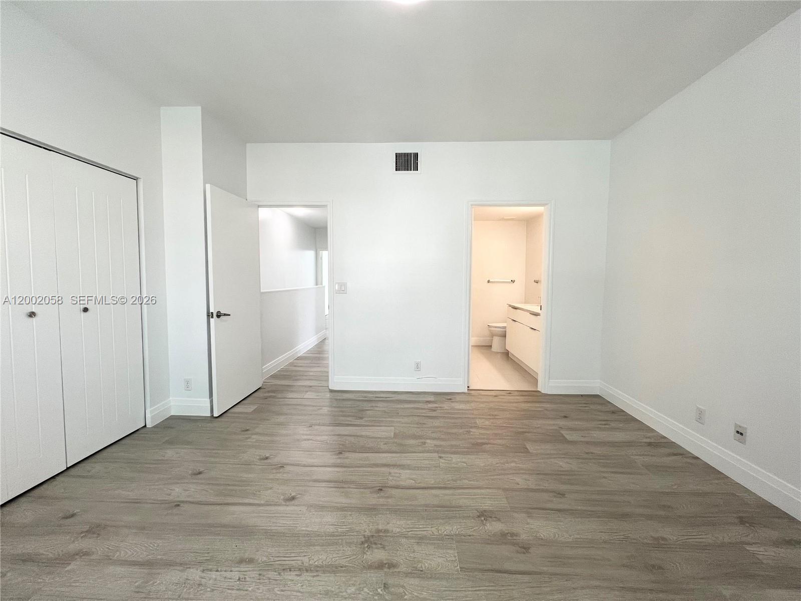 SECTORS 3 & 4 BOUNDARY PL - Residential Lease