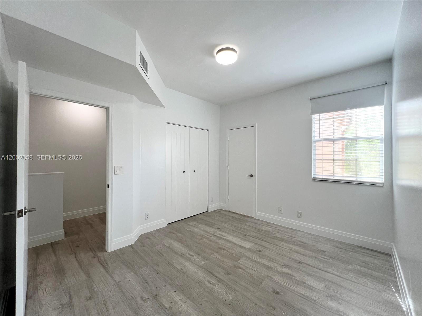 SECTORS 3 & 4 BOUNDARY PL - Residential Lease