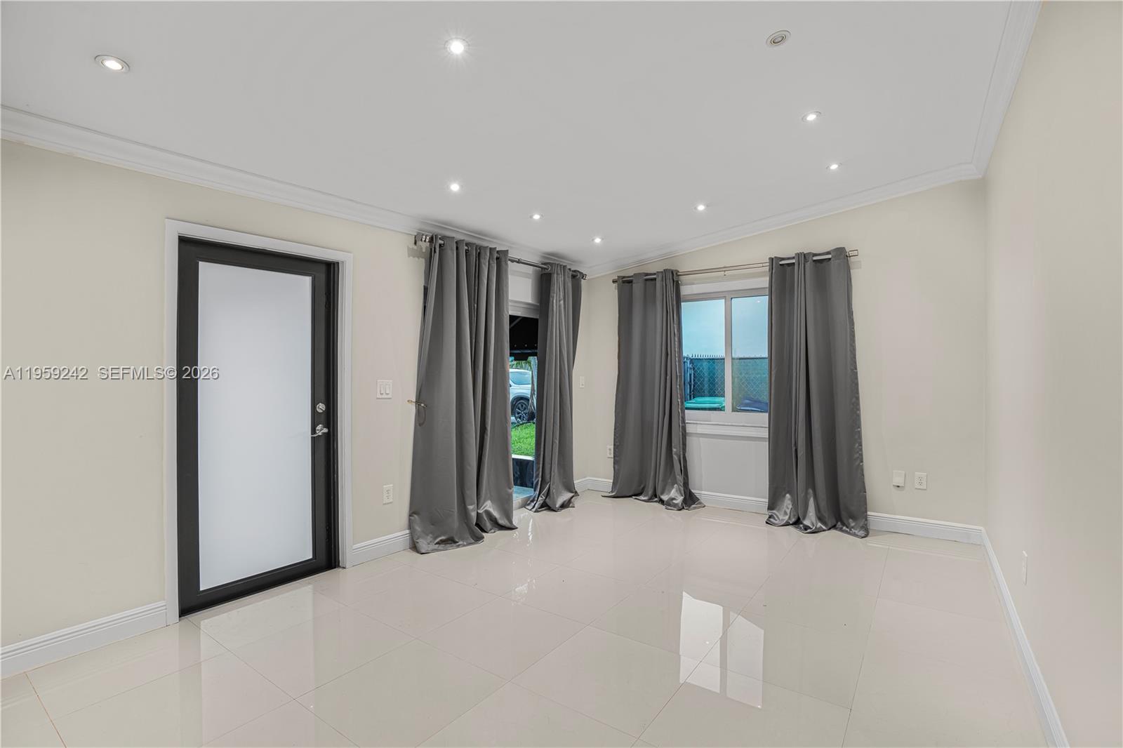 13817 SW 24th St 13817