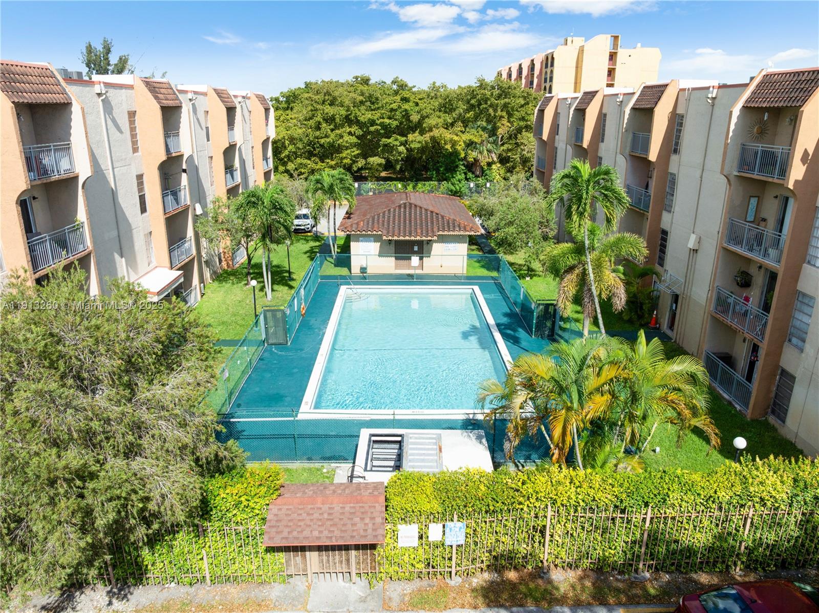 SUNSET VILLAS PHASE II CO - Residential