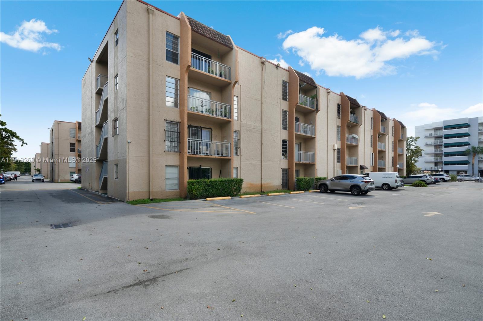 SUNSET VILLAS PHASE II CO - Residential