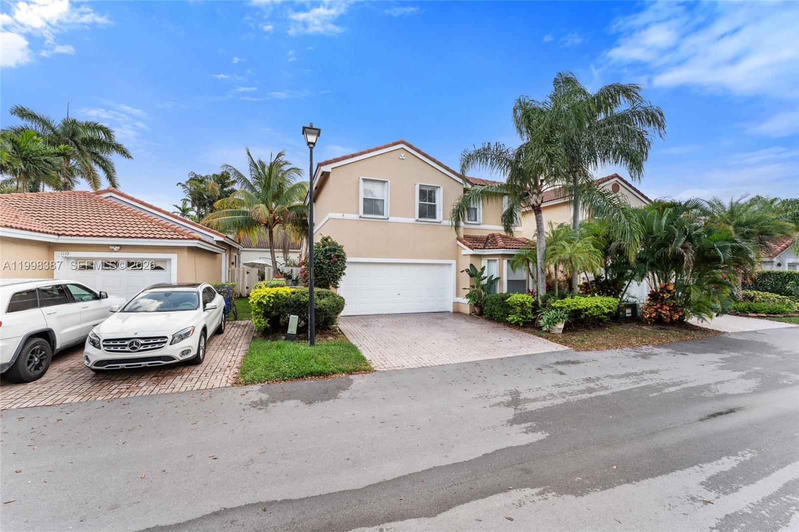 WEST LAKE VILLAGE - Residential Lease